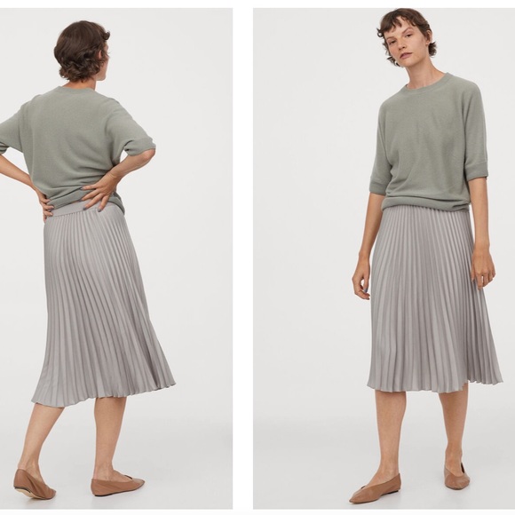 H&M NWT Pleated Skirt - Picture 3 of 10